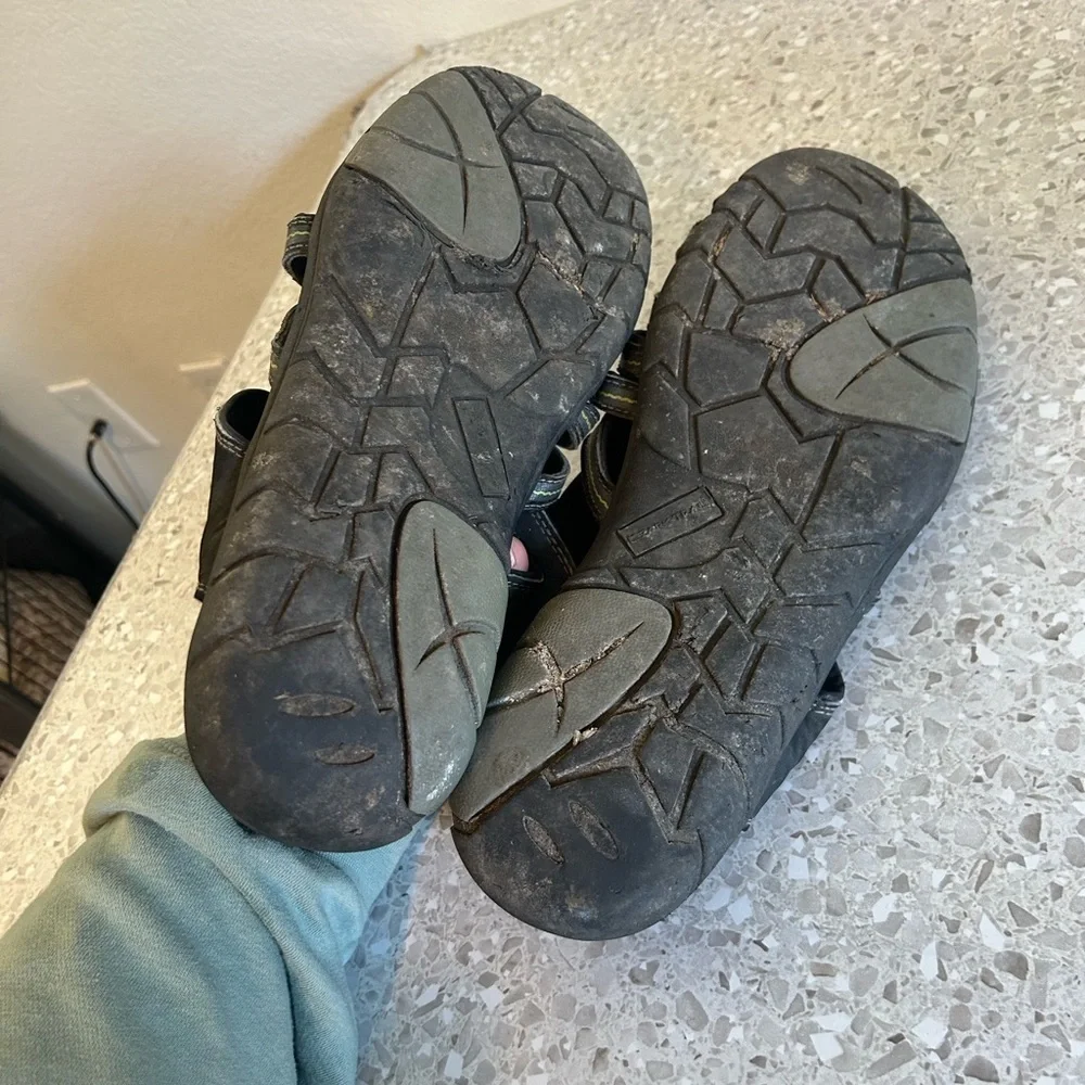 Ozark Trail Men's Size 12 Black Sandals outdoor hiking
